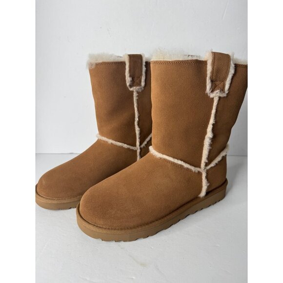 UGG Classic Short Spill Seam Chestnut Boots US 7 EU 38 UK 5 NIB - Picture 3 of 6